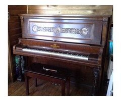 PIANO - Transpoable Keyboard  | free-classifieds-canada.com - 1