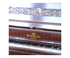 PIANO - Transpoable Keyboard  | free-classifieds-canada.com - 2