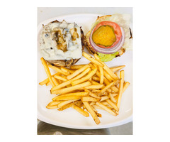 Best Food Restaurant in Carstairs | Burger Restaurant in Carstairs | free-classifieds-canada.com - 3