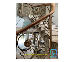 High-end crafted wrought iron stair railing supplier | free-classifieds-canada.com - 1