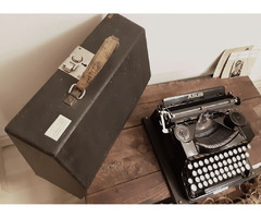 Rare Antique Typewriter  Adler-  FT3WW291 | free-classifieds-canada.com - 2