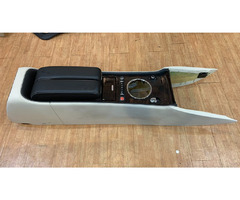 BENTLEY CONTINENTAL FLYING SPUR 2012 ARMREST CENTER CONSOLE | free-classifieds-canada.com - 4