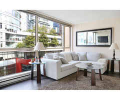 Move-In Ready. Turn Key, Fully Furnished 2 Bed+ Den DT Apartment | free-classifieds-canada.com - 2