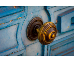 Real antique door knobs: giving your home a Canadian feel | free-classifieds-canada.com - 1