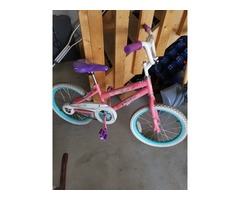 Wood horse for kids and bike free | free-classifieds-canada.com - 2