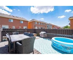 Semi Det*3bdr house in a Great Location | free-classifieds-canada.com - 2